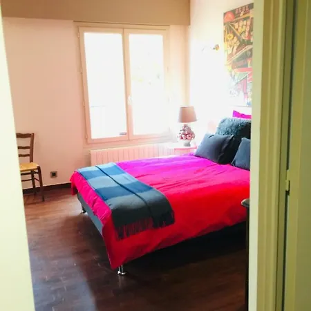 Sweethome Alloggio in famiglia La Celle-Saint-Cloud